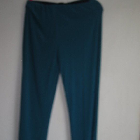 ANTTHONY Original Caped Top and Pant Set in Teal Blue - Picture 5 of 5